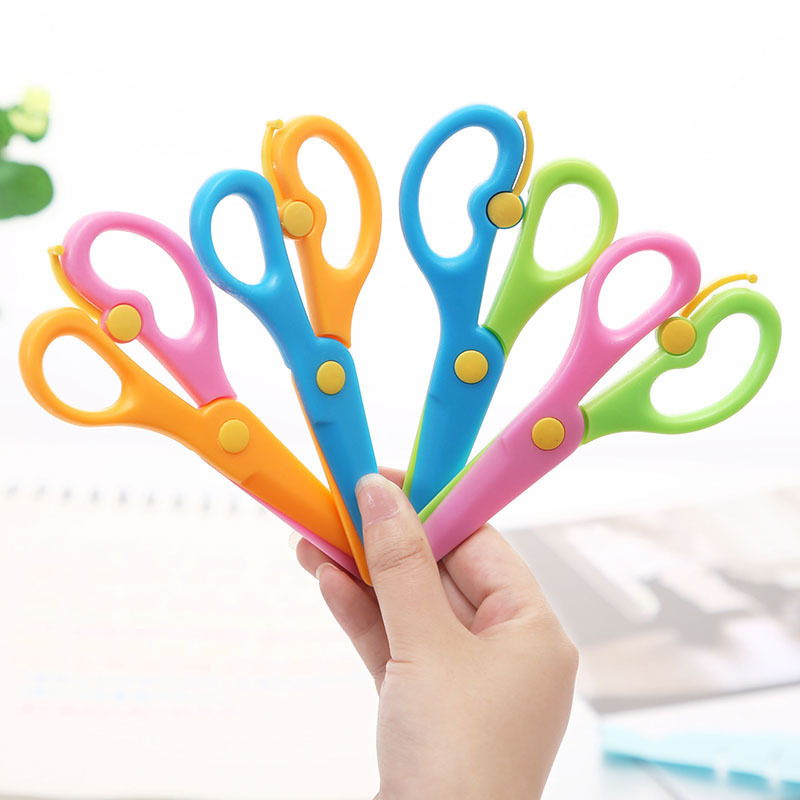 กรรไกรพลาสติกสำหรับเด็ก 10/20  - Art Craft Preschool บทวิจารณ์และราคา